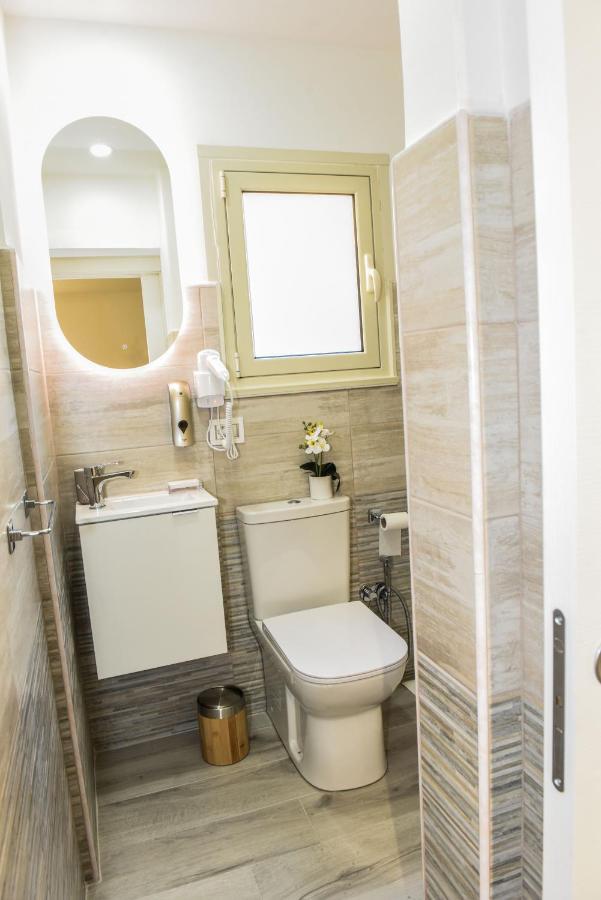 La Via Di Mezzo Apartment คาตาเนีย ภายนอก รูปภาพ