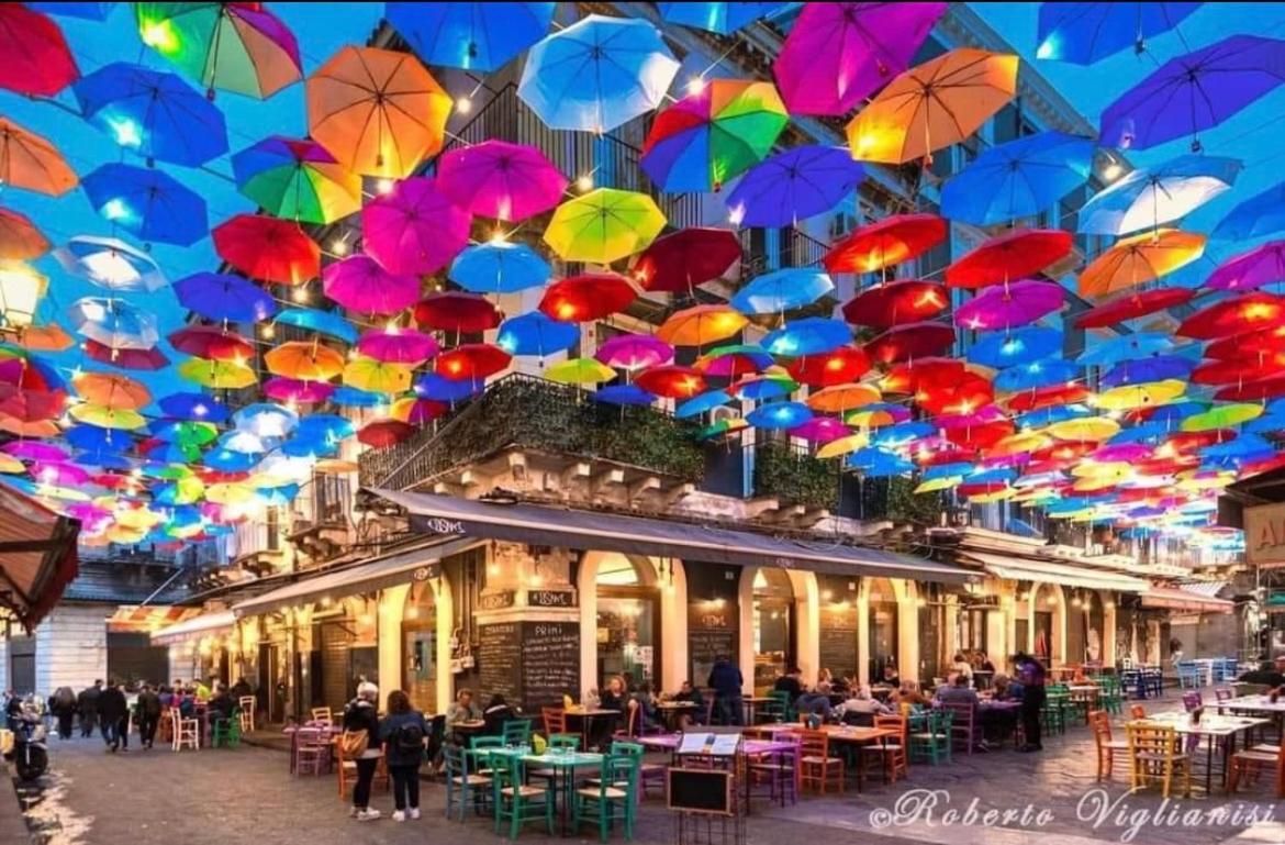La Via Di Mezzo Apartment คาตาเนีย ภายนอก รูปภาพ