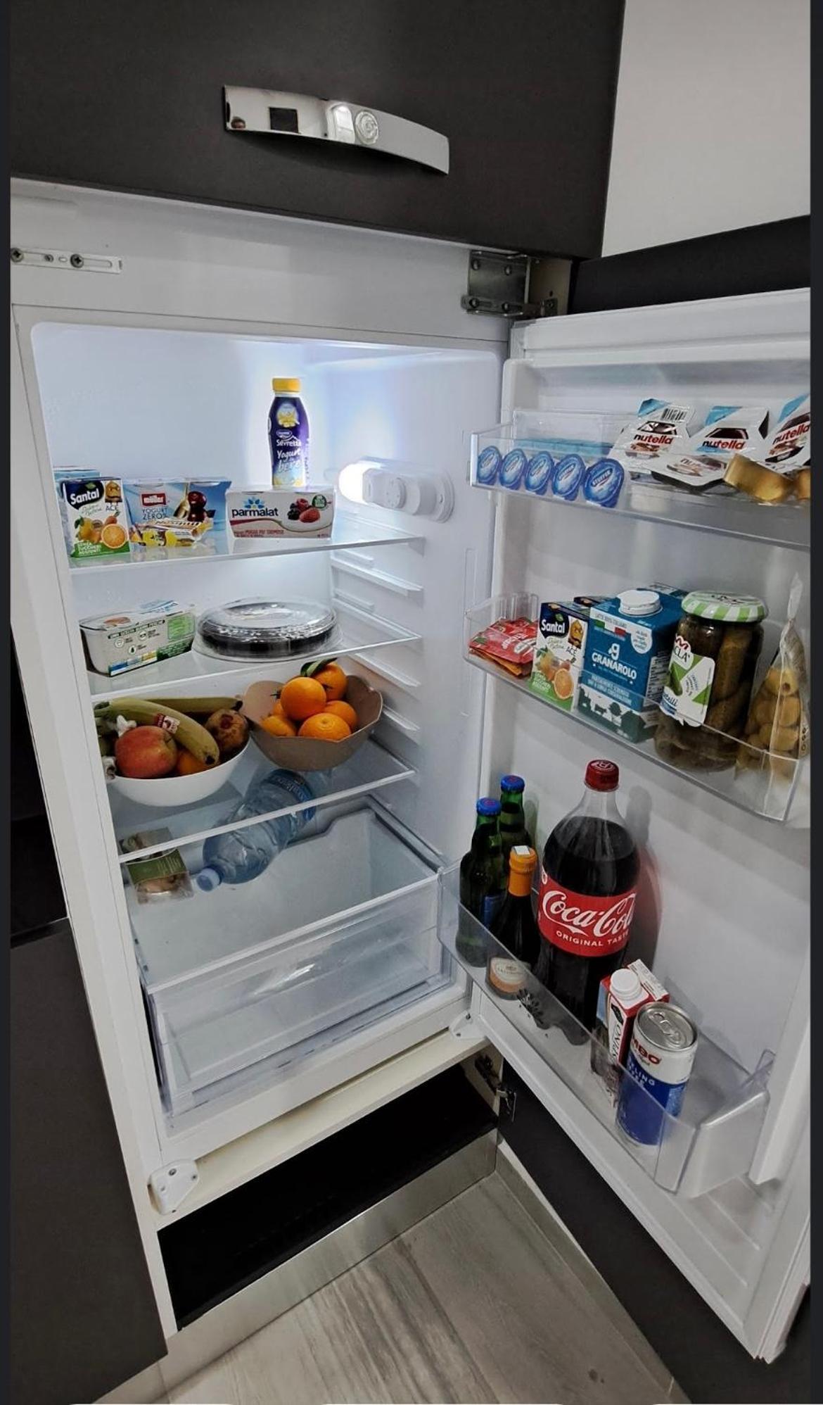 La Via Di Mezzo Apartment คาตาเนีย ภายนอก รูปภาพ