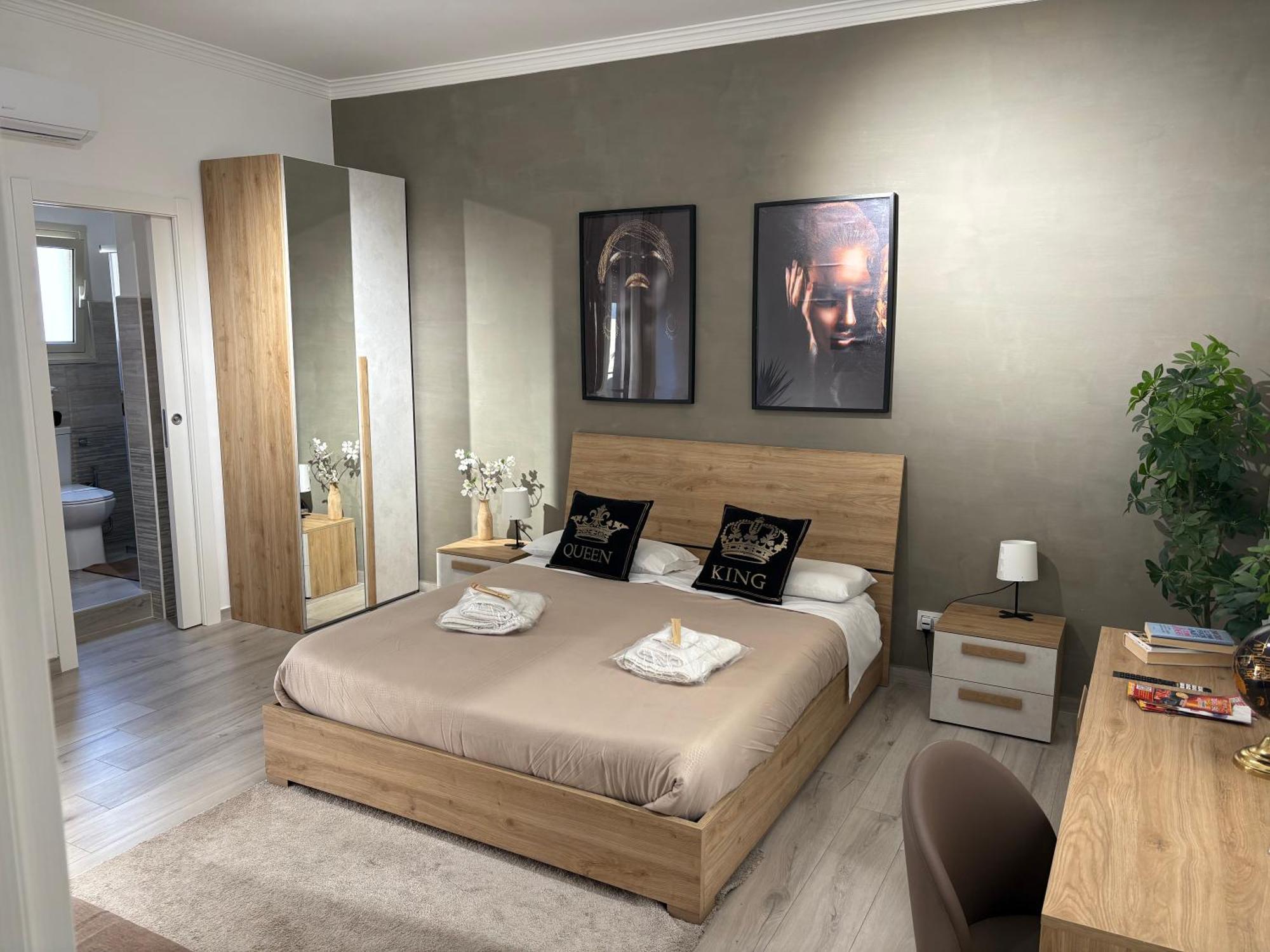 La Via Di Mezzo Apartment คาตาเนีย ภายนอก รูปภาพ
